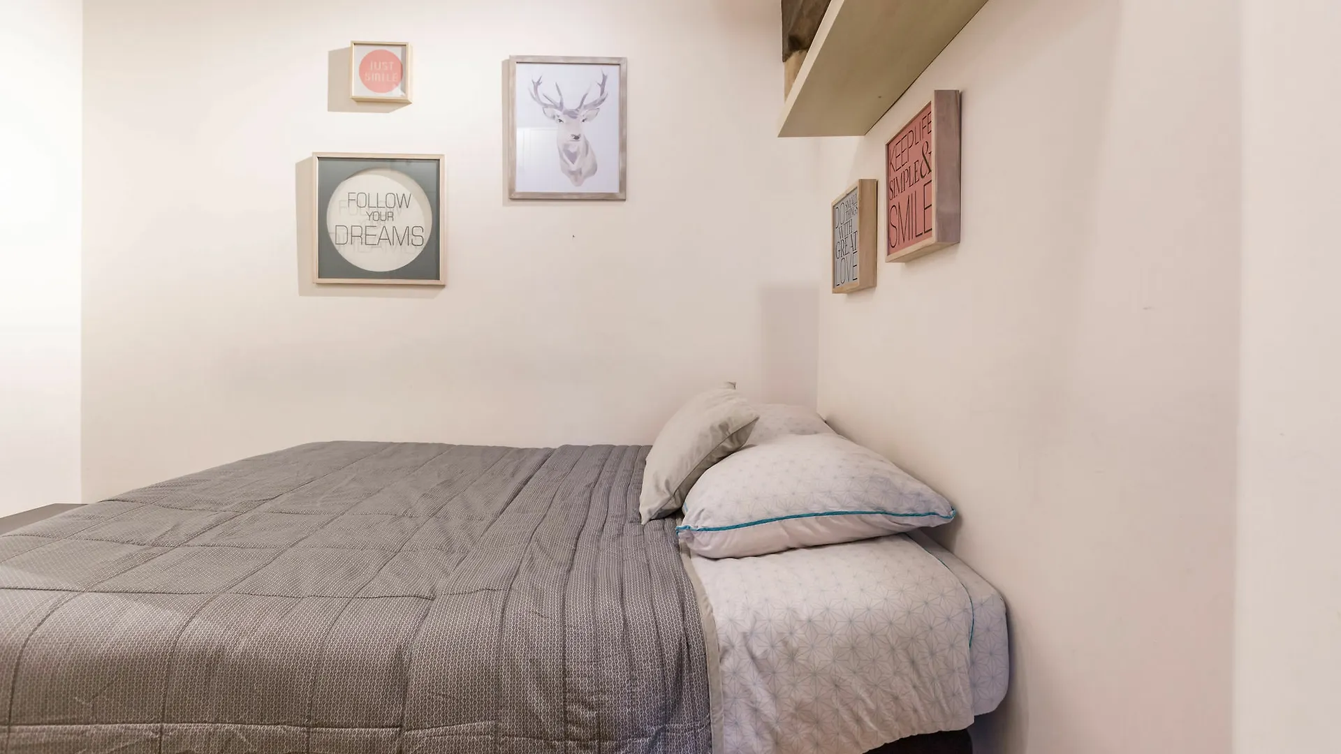 Apartment Ws St Germain-Pantheon 0*, Paris France